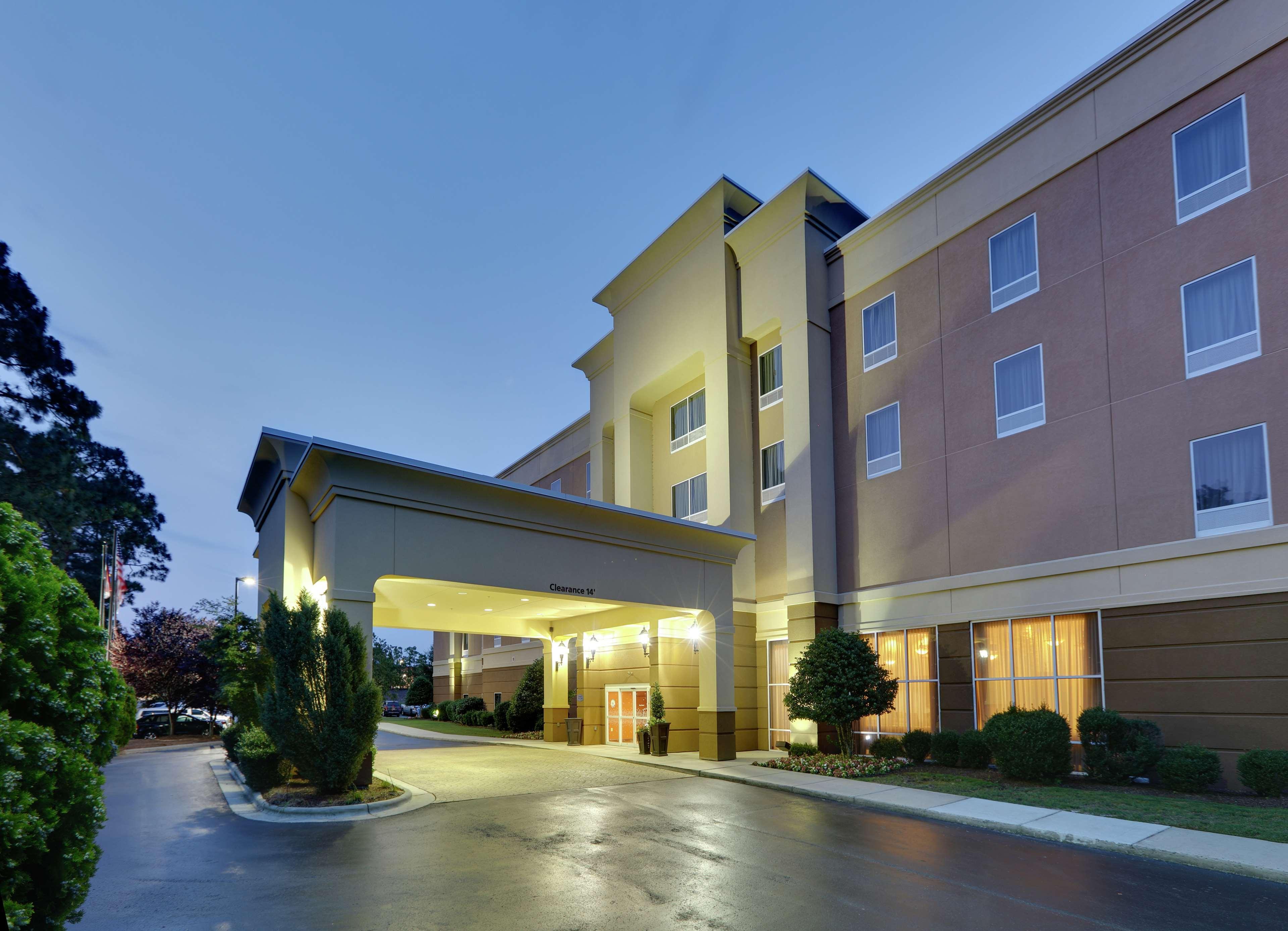 Hampton Inn & Suites Southern Pines-Pinehurst Aberdeen Екстериор снимка