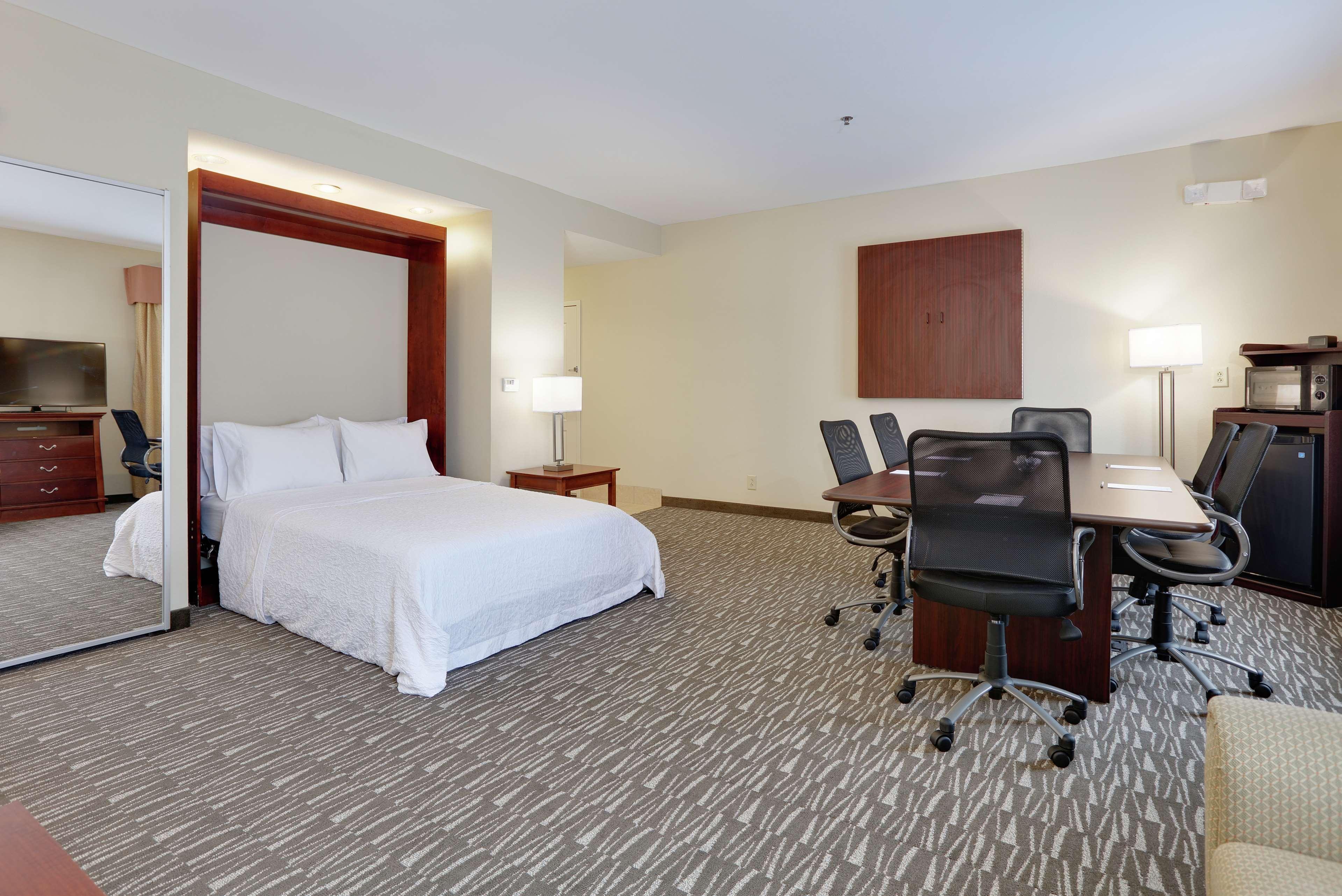 Hampton Inn & Suites Southern Pines-Pinehurst Aberdeen Екстериор снимка
